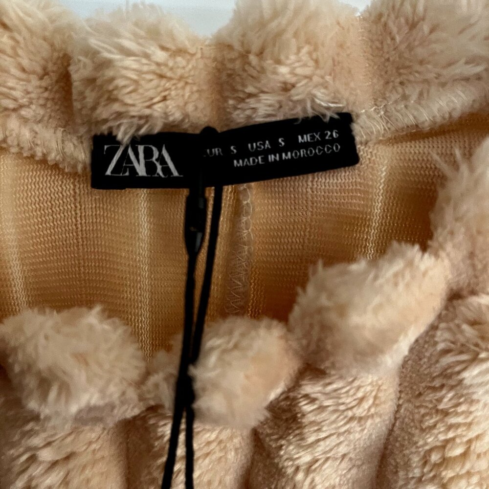 BNWT Zara Tan Cable Fleece Plush Cropped oversize (S)